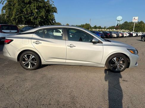 Used 2023 Nissan Sentra SV FWD image 3