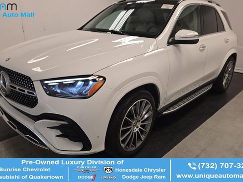 Used 2025 Mercedes-Benz GLE 350 4MATIC w/ AMG Line Exterior image 1