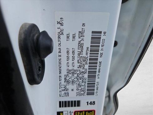 Used 2019 Toyota Tacoma TRD Sport w/ Technology Package image 23