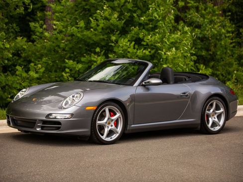 Used 2006 Porsche 911 Carrera 4S AWD/4WD image 3