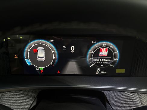 New 2025 Volkswagen Tiguan S image 13