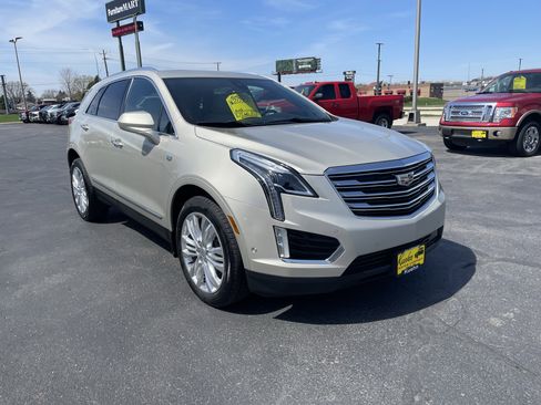 Used 2017 Cadillac XT5 Premium Luxury w/ Driver Assist Package AWD/4WD image 2