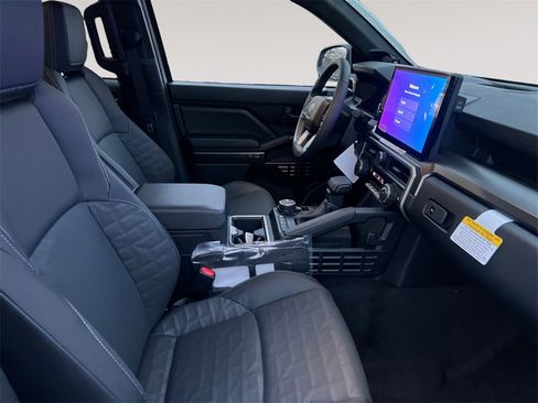 New 2025 Toyota 4Runner TRD Off-Road Premium image 15