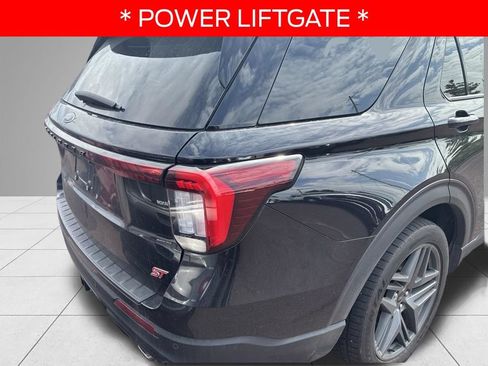 Used 2025 Ford Explorer ST w/ Sun And Sound Package AWD/4WD image 5