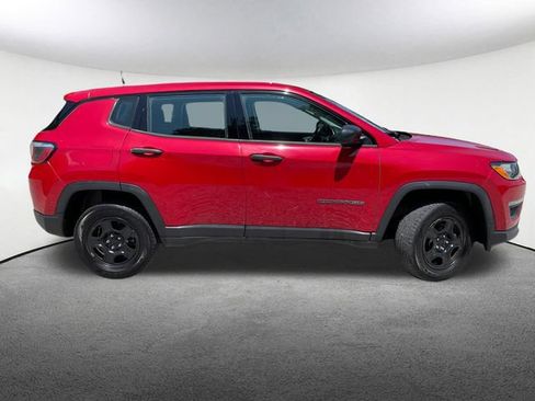 Used 2018 Jeep Compass Sport AWD/4WD image 17