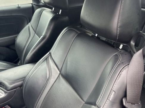 Used 2018 Dodge Challenger SXT Plus image 7