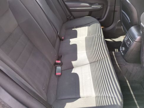 Used 2014 Dodge Charger SE RWD image 19