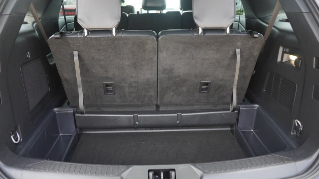 Used 2025 Ford Explorer ST-Line w/ ST-Line Street Pack AWD/4WD image 13