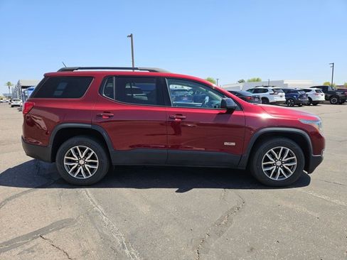 Used 2017 GMC Acadia SLE w/ Driver Alert Package I AWD/4WD image 4