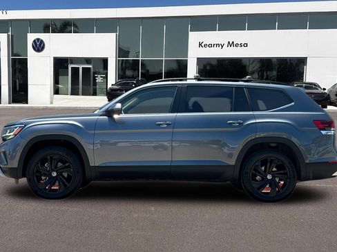 Used 2023 Volkswagen Atlas SE w/ Black Wheel Package AWD/4WD image 7