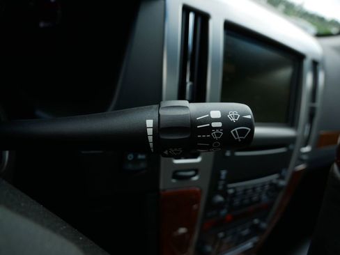 Used 2009 Cadillac STS V8 RWD image 28