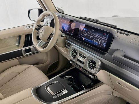 Certified 2025 Mercedes-Benz G 550 image 17