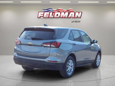Used 2024 Chevrolet Equinox LS w/ LS Convenience Package FWD image 6