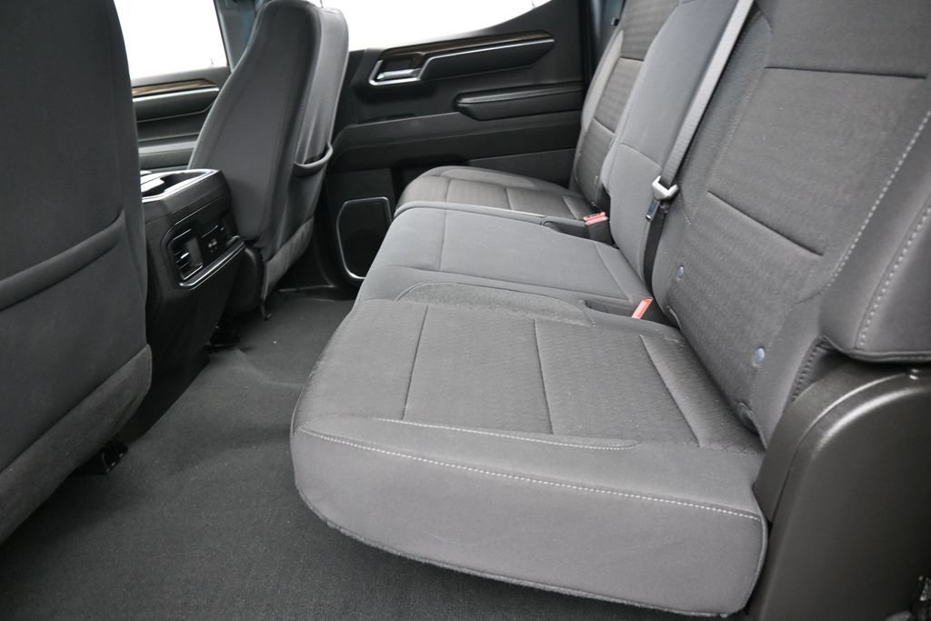 Used 2024 Chevrolet Silverado 1500 LT RWD image 32
