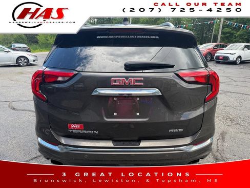 Used 2020 GMC Terrain Denali w/ Denali Premium Package AWD/4WD image 5