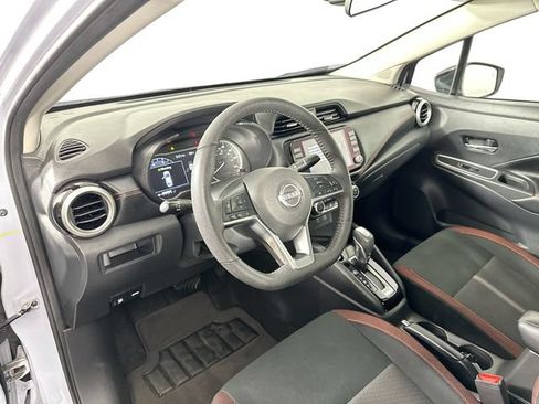 Used 2024 Nissan Versa SR FWD image 3