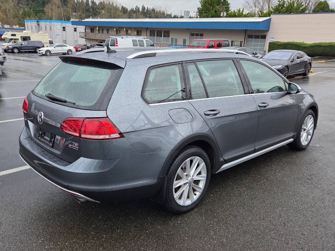 Used 2018 Volkswagen Golf Alltrack SE AWD/4WD image 7