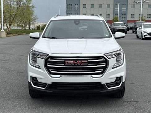Used 2024 GMC Terrain SLT AWD/4WD image 29