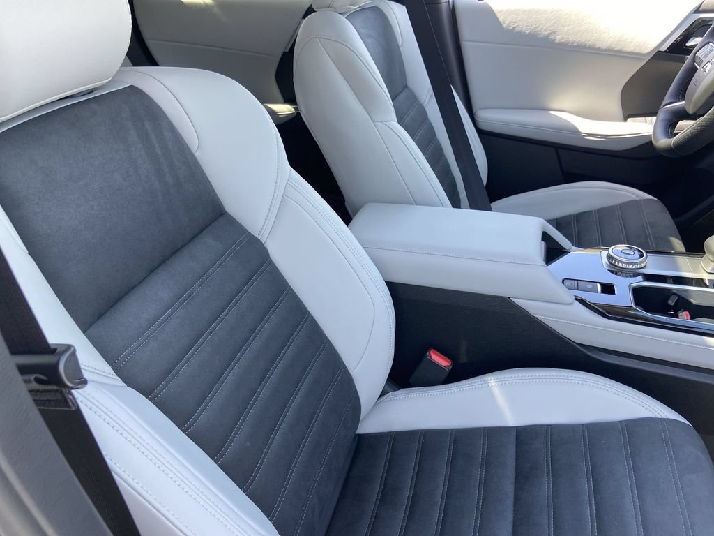 New 2026 Mitsubishi Outlander SE FWD image 25
