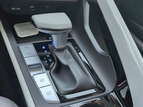 New 2026 Hyundai Elantra Limited FWD image 15