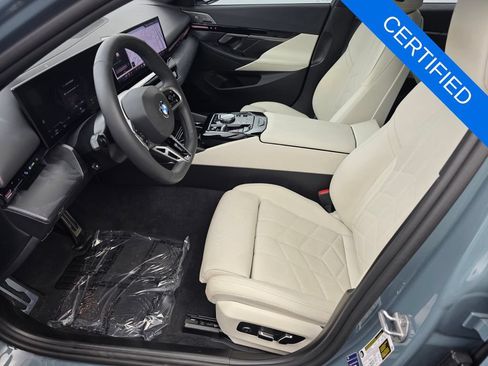 Certified 2024 BMW 530i w/ M Sport Package RWD image 9