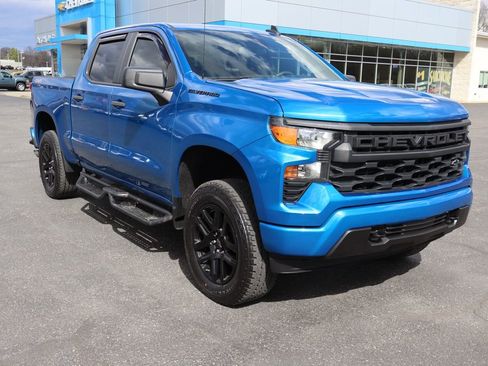 Used 2022 Chevrolet Silverado 1500 Custom w/ LPO, Dark Essentials Package image 2