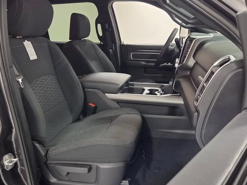 New 2026 RAM 2500 Big Horn AWD/4WD image 15
