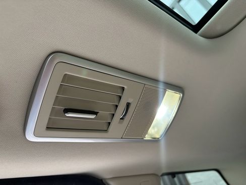 Used 2022 Land Rover Range Rover Sport HSE Silver Edition image 30