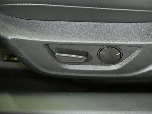 Used 2024 Ford Mustang GT Premium image 46