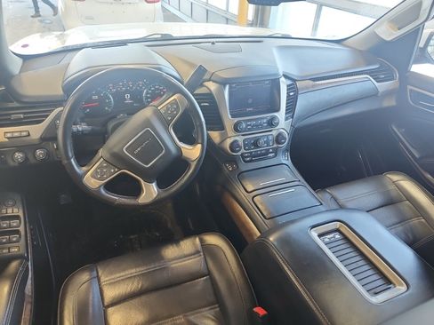 Used 2018 GMC Yukon Denali w/ Enhanced Security Package image 9