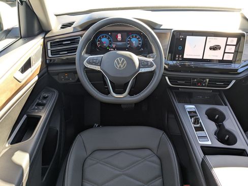 New 2026 Volkswagen Atlas SE image 31