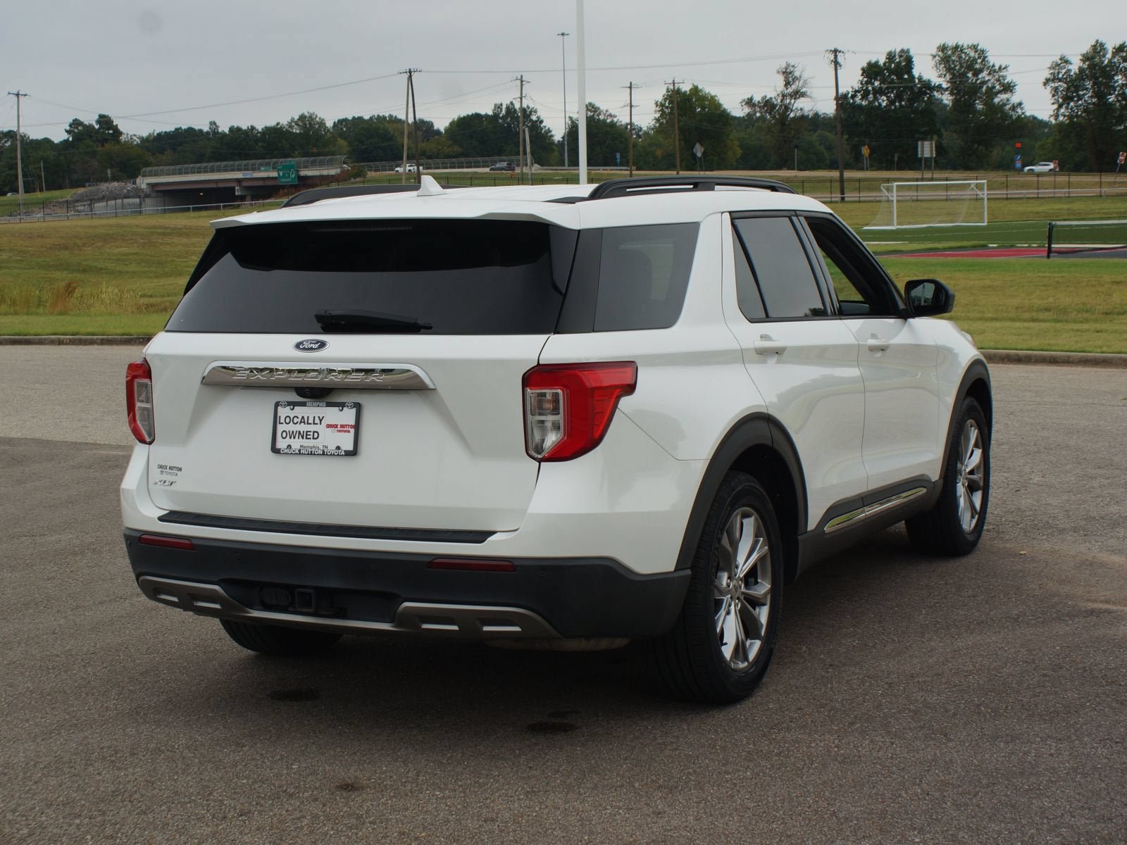 Used 2022 Ford Explorer XLT w/ Equipment Group 202A RWD image 21