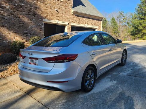 Used 2018 Hyundai Elantra SEL image 5