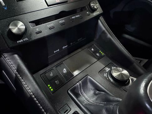 Used 2015 Lexus RC 350 AWD image 28