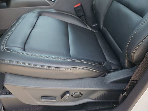 New 2025 Ford Bronco Badlands image 23