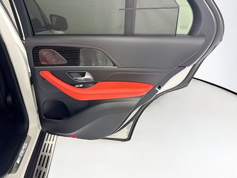 Used 2025 Mercedes-Benz GLE 63 AMG S image 28