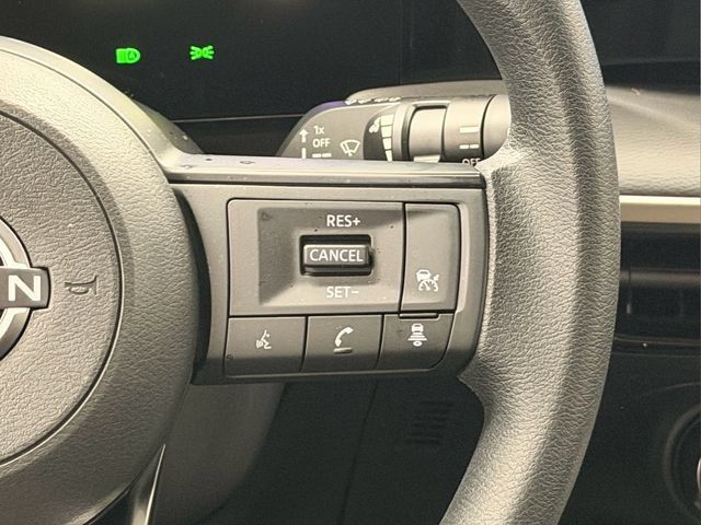 Certified 2025 Nissan Kicks S FWD image 28