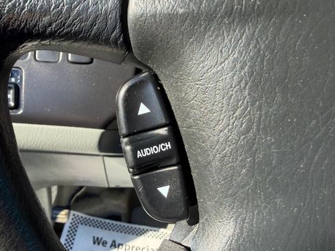 Used 2004 Honda Odyssey EX-L image 24