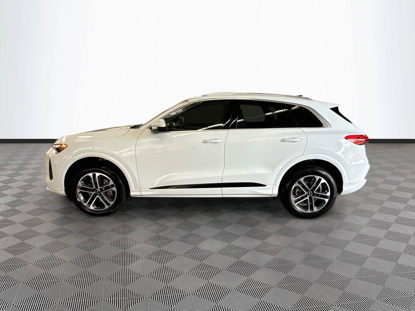 New 2026 Audi Q5 Premium AWD/4WD image 4