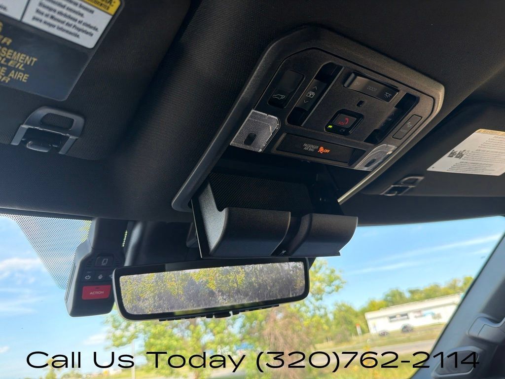 Used 2026 Toyota Sequoia Platinum AWD/4WD image 34