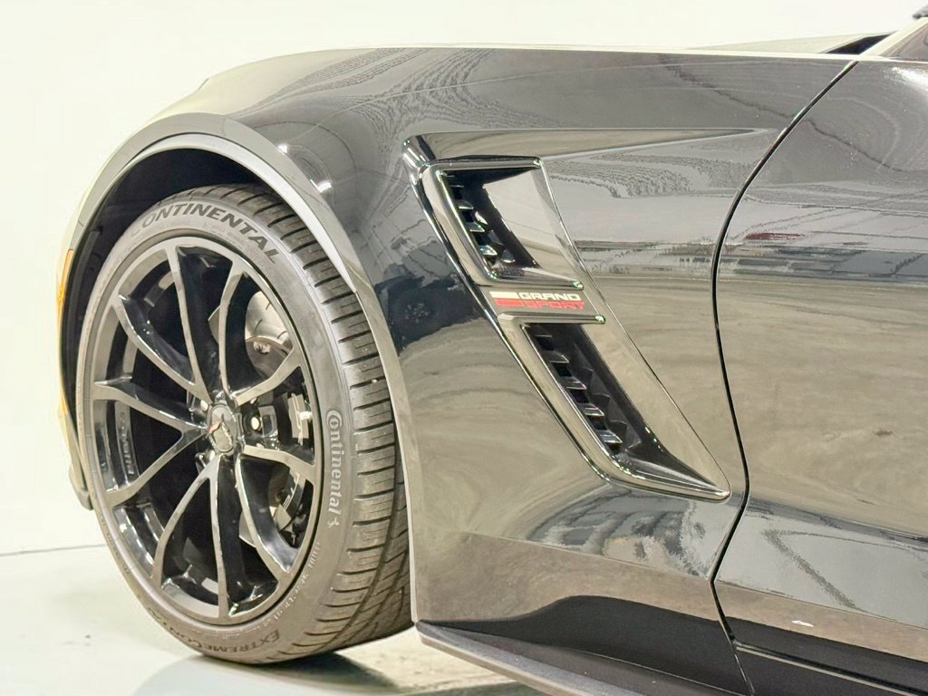 Used 2017 Chevrolet Corvette Grand Sport RWD image 15