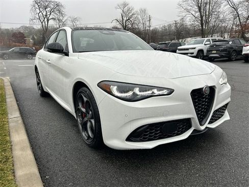 New 2025 Alfa Romeo Giulia AWD w/ Driving Assist Package image 2