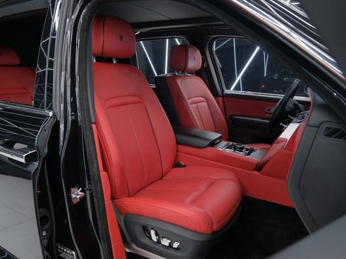Used 2019 Rolls-Royce Cullinan AWD/4WD image 25