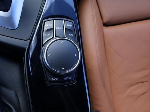 Used 2018 BMW 230i Coupe image 25