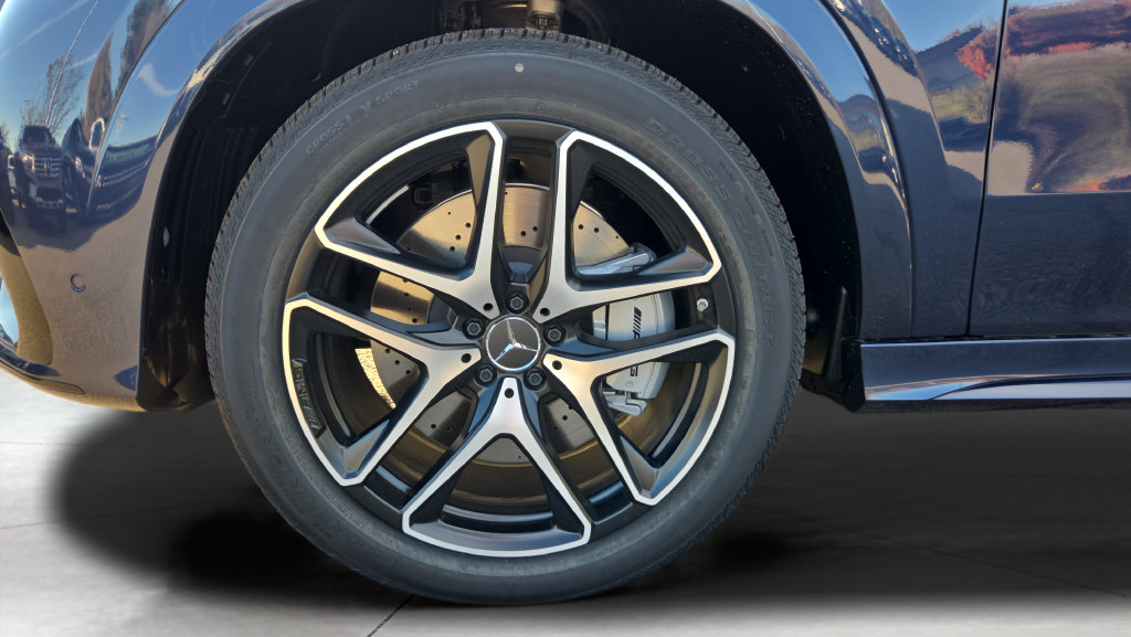 New 2026 Mercedes-Benz GLE 53 AMG 4MATIC Coupe image 9