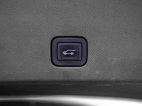 Used 2023 Cadillac XT6 Premium Luxury AWD/4WD image 34