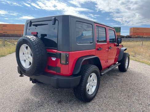 Used 2010 Jeep Wrangler Unlimited Sport image 5