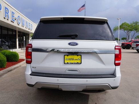 Used 2020 Ford Expedition XLT w/ Equipment Group 201A image 5
