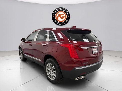 Used 2018 Cadillac XT5 Luxury w/ Driver Awareness Package FWD image 6