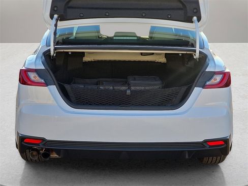 New 2026 Toyota Camry SE image 12